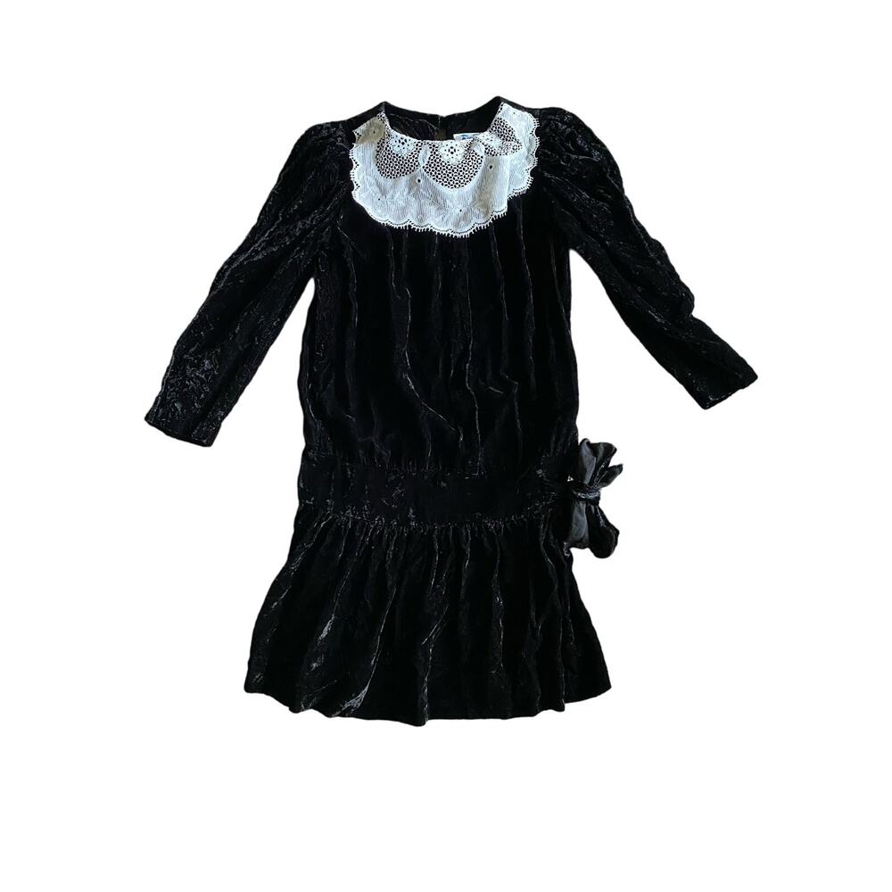 Contempo Casuals Vintage Black Velvet Dress with White Lace Collar